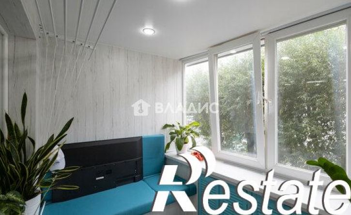 3-комн квартира улица Комиссарова, 4Б,  д. 4Б