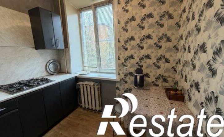 2-комн квартира улица Алябьева, 21,  д. 21