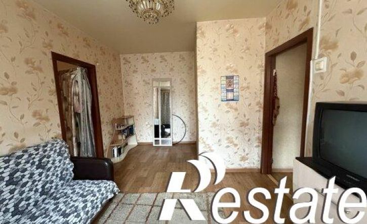 2-комн квартира улица Алябьева, 21,  д. 21