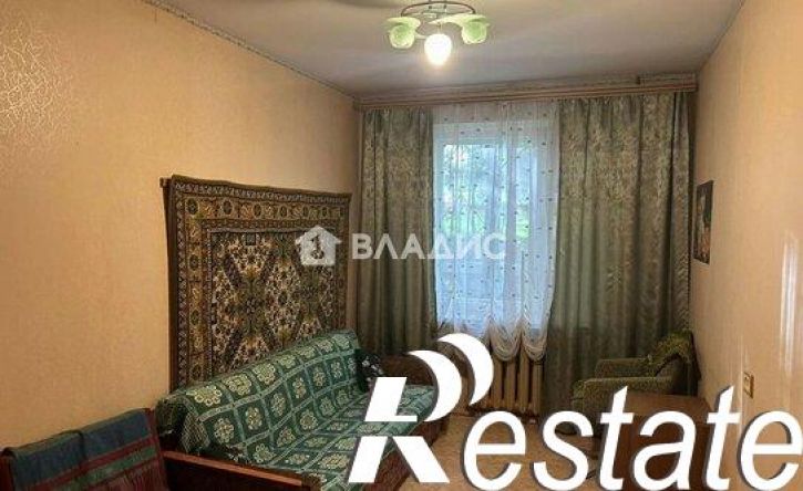 3-комн квартира улица Суворова, 9,  д. 9