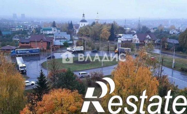 2-комн квартира улица Комиссарова, 1,  д. 1