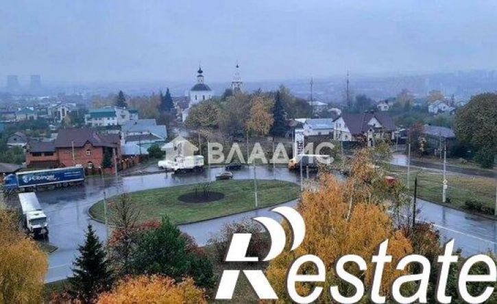 2-комн квартира улица Комиссарова, 1,  д. 1