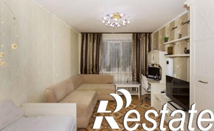1-комн квартира улица Комиссарова, 3Б,  д. 3Б