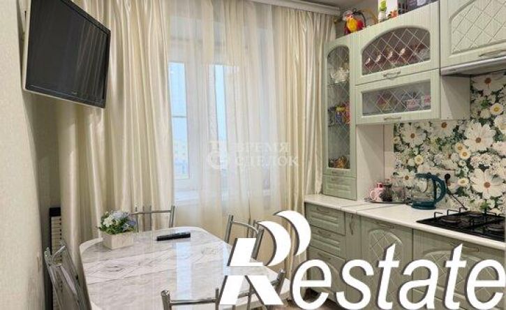 1-комн квартира Новгородская улица, 32,  д. 32