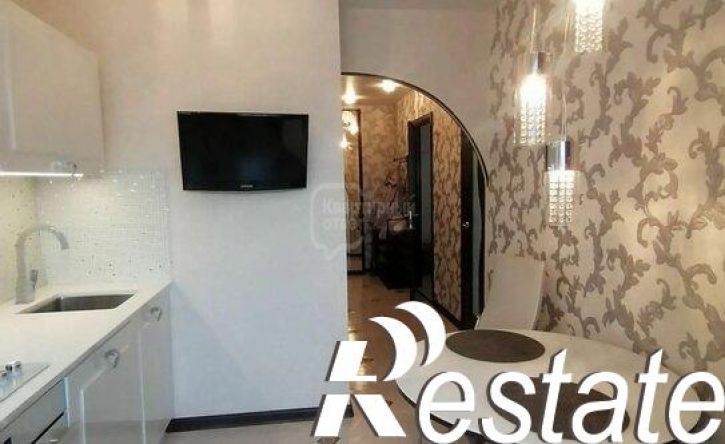 2-комн квартира улица Комиссарова, 35А,  д. 35А