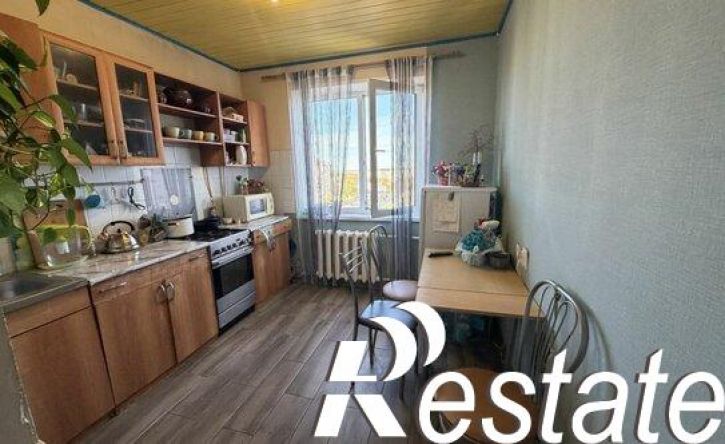 3-комн квартира улица Безыменского, 11,  д. 11