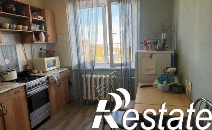 3-комн квартира улица Безыменского, 11,  д. 11