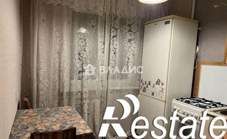 2-комн квартира проспект Строителей, 6,  д. 6