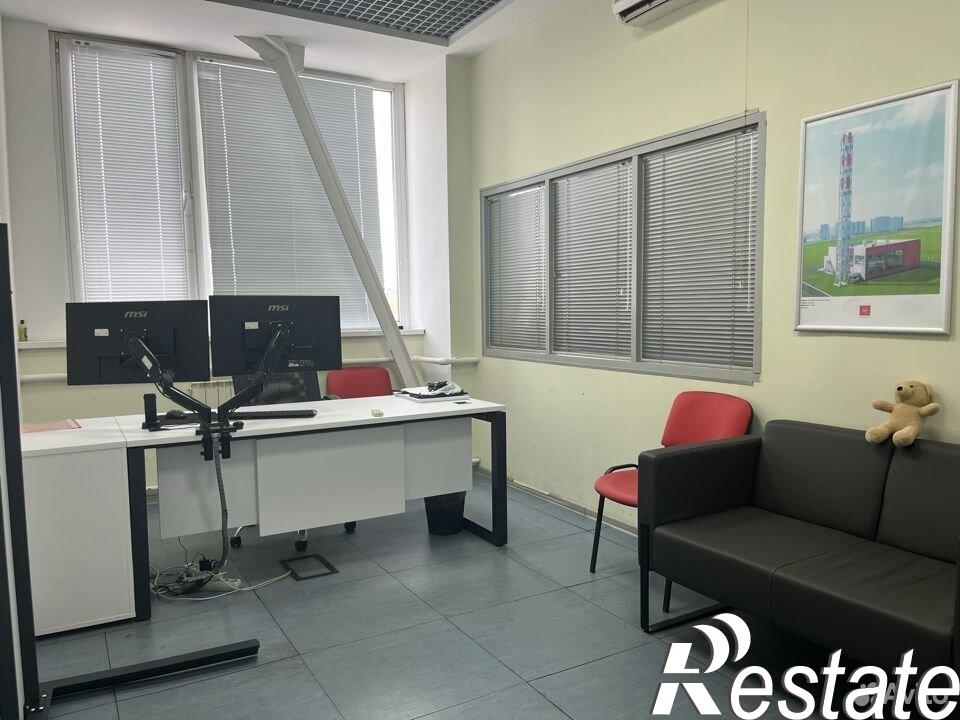 Сдать офис, помещение под офис за 26 092 рублей на улица Разина, 21