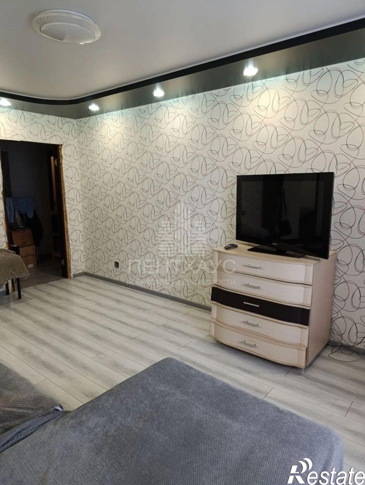2-комн квартира ул Новгородская, 36