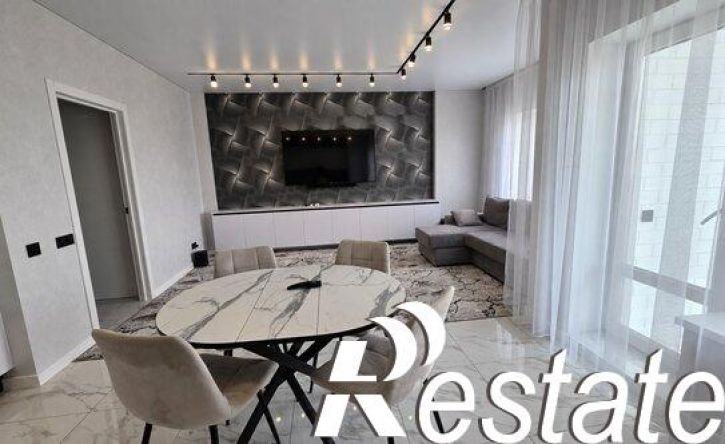 3-комн квартира проспект Строителей, 9В,  д. 9В