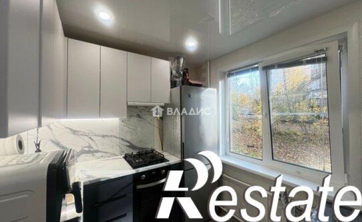 2-комн квартира улица Балакирева, 43Б,  д. 43Б