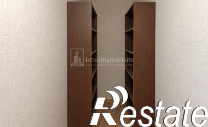 2-комн квартира проспект Строителей, 1,  д. 1