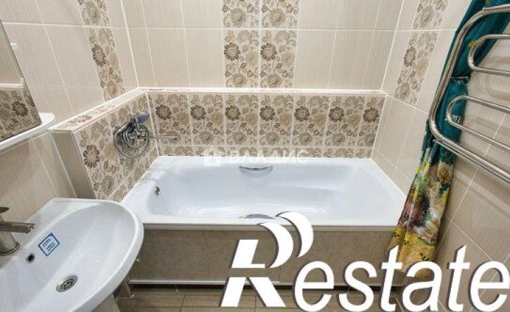 2-комн квартира улица Нижняя Дуброва, 13Б,  д. 13Б