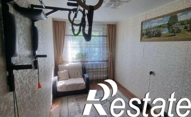 3-комн квартира улица Комиссарова, 25,  д. 25