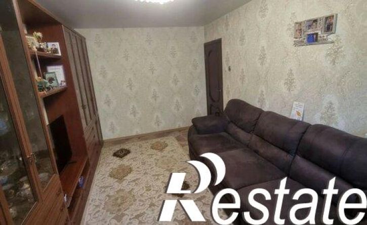 3-комн квартира улица Комиссарова, 25,  д. 25