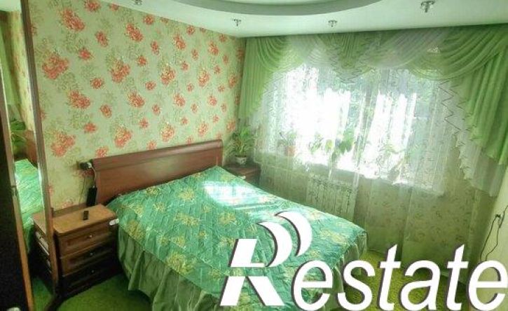 3-комн квартира улица Комиссарова, 25,  д. 25