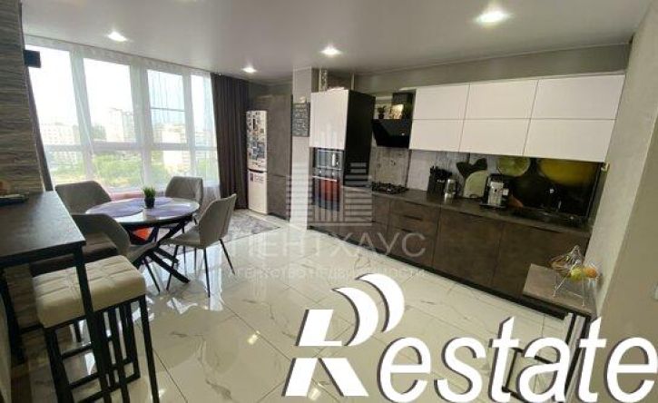 3-комн квартира улица Мира, 9В,  д. 9В
