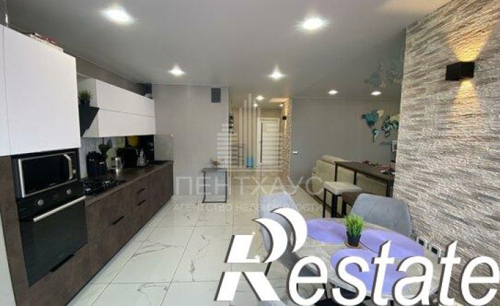 3-комн квартира улица Мира, 9В,  д. 9В