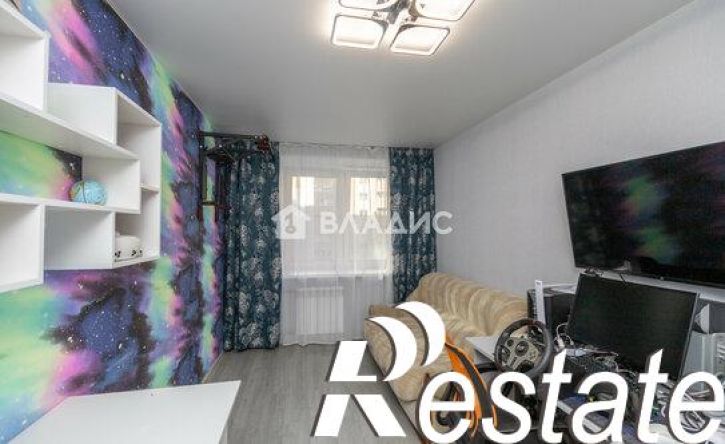 3-комн квартира улица Диктора Левитана, 48,  д. 48