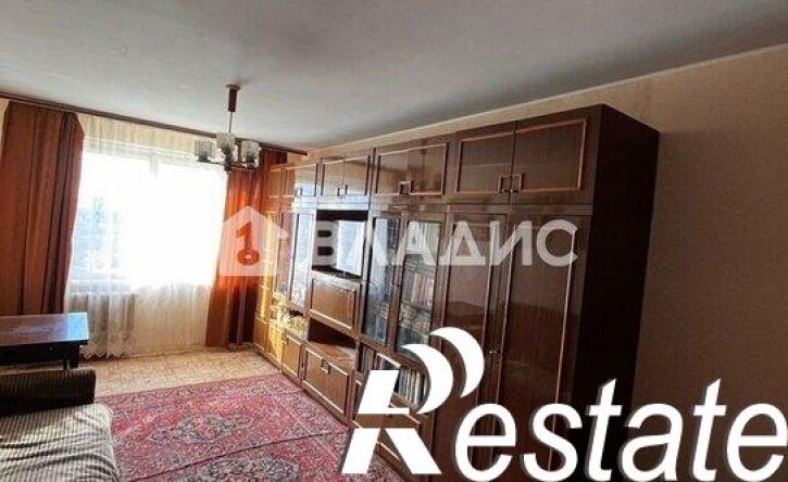 3-комн квартира улица Суворова, 11,  д. 11
